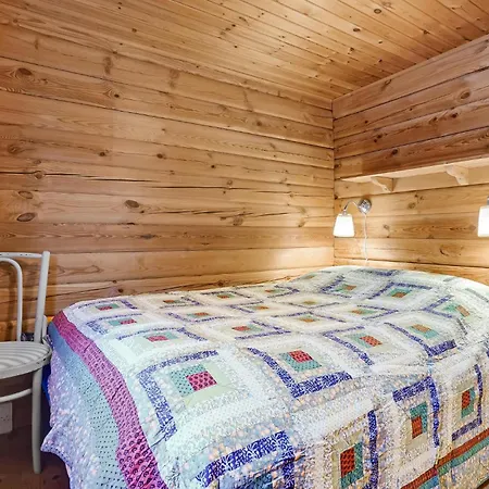 Cozy Log With A Panoramic View