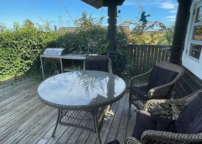 Cozy Log With A Panoramic View